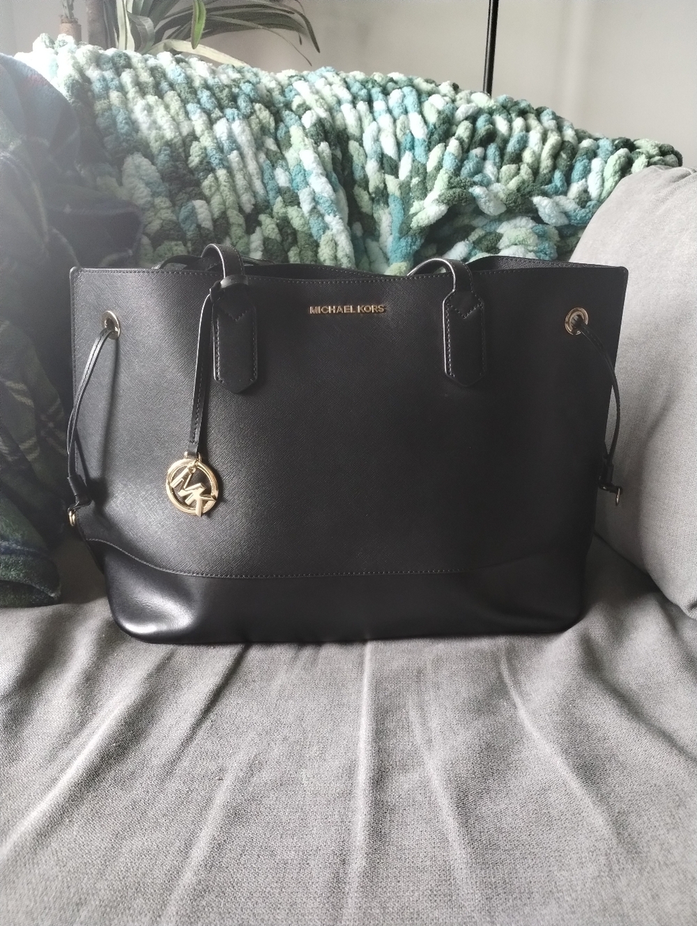 Michael Kors Trista Black Leather Tote Bag with Gold Accent - Picture 1 of 11